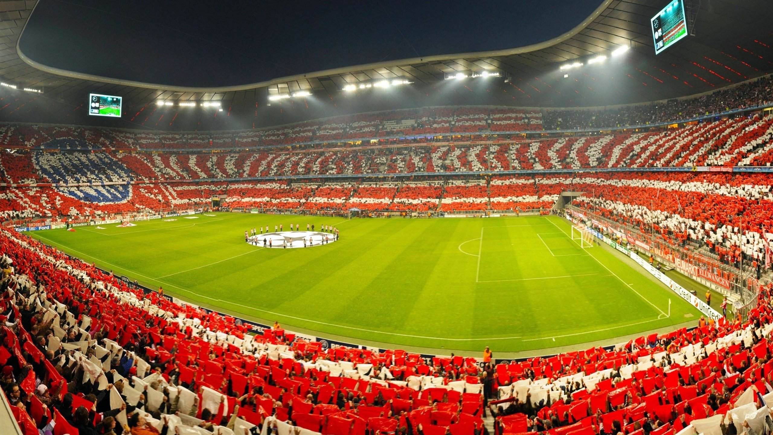 “英超战况激烈，逆转场面频繁出现”，“英超”