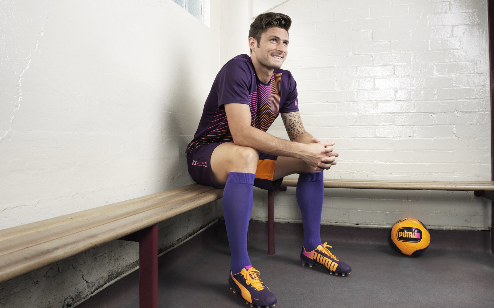 健美比赛：雕塑般躯体展示无尽活力，健美健身比赛